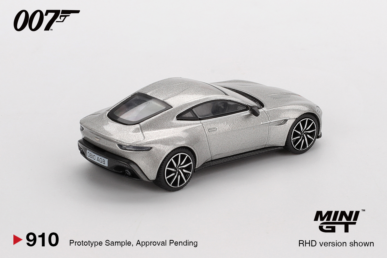 MINIGT 1/64 Aston Martin DB10  - Kids Toys Young review and price
