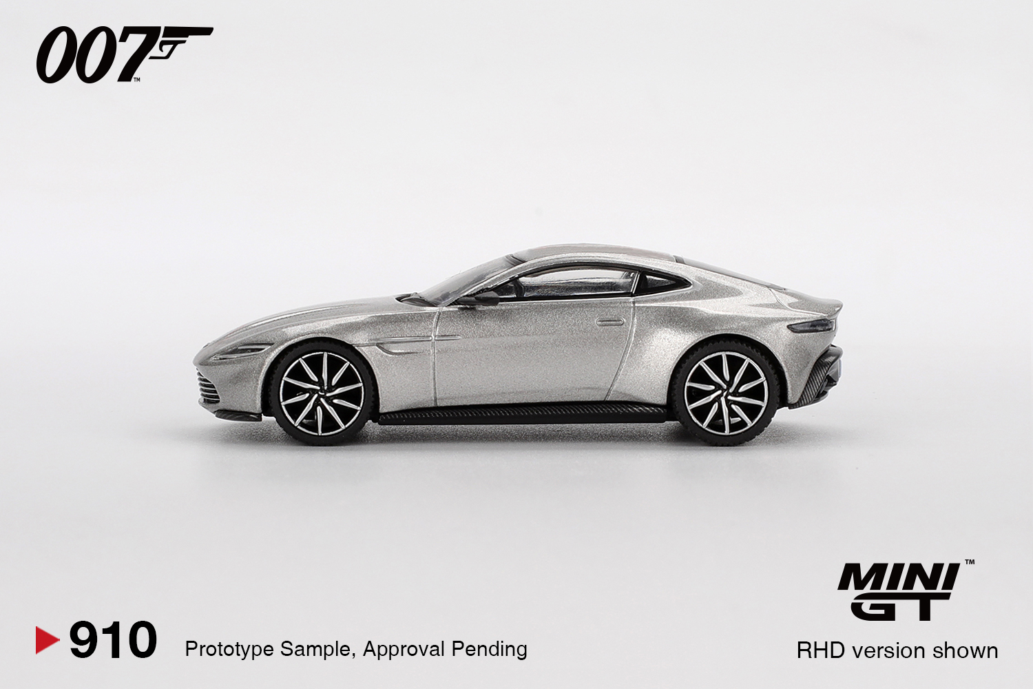 MINIGT 1/64 Aston Martin DB10  - Kids Toys Young review and price